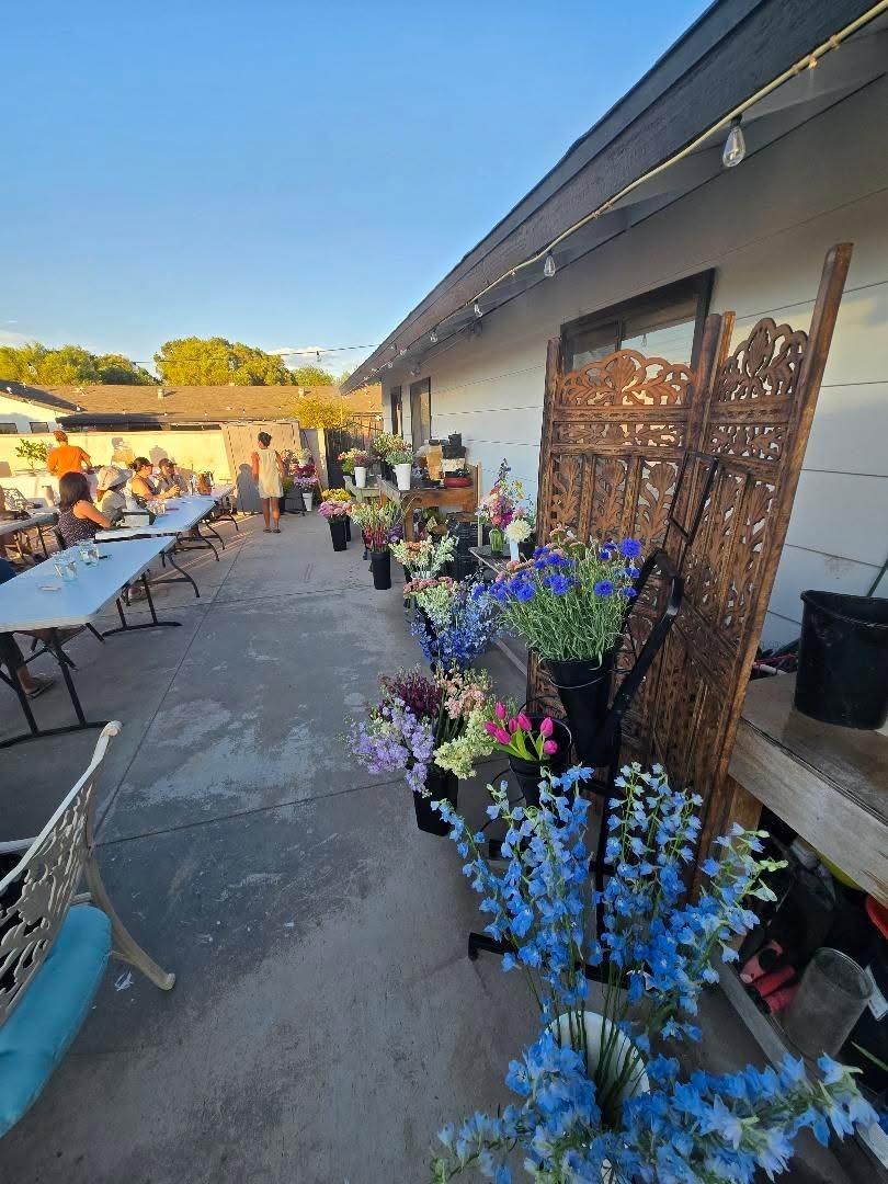 Fall Floral Design Workshop